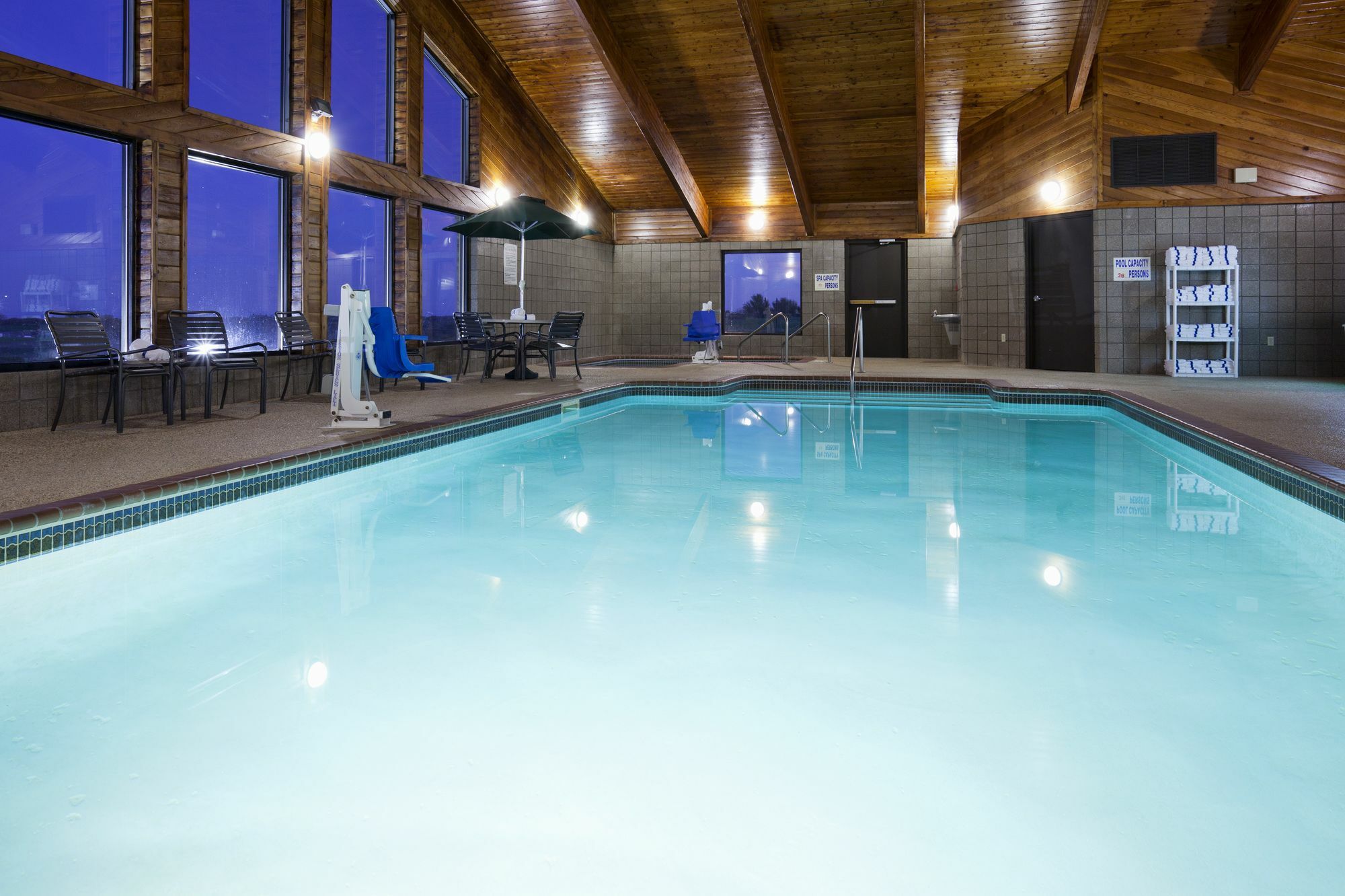 Americinn Lodge And Suites Osceola Kültér fotó